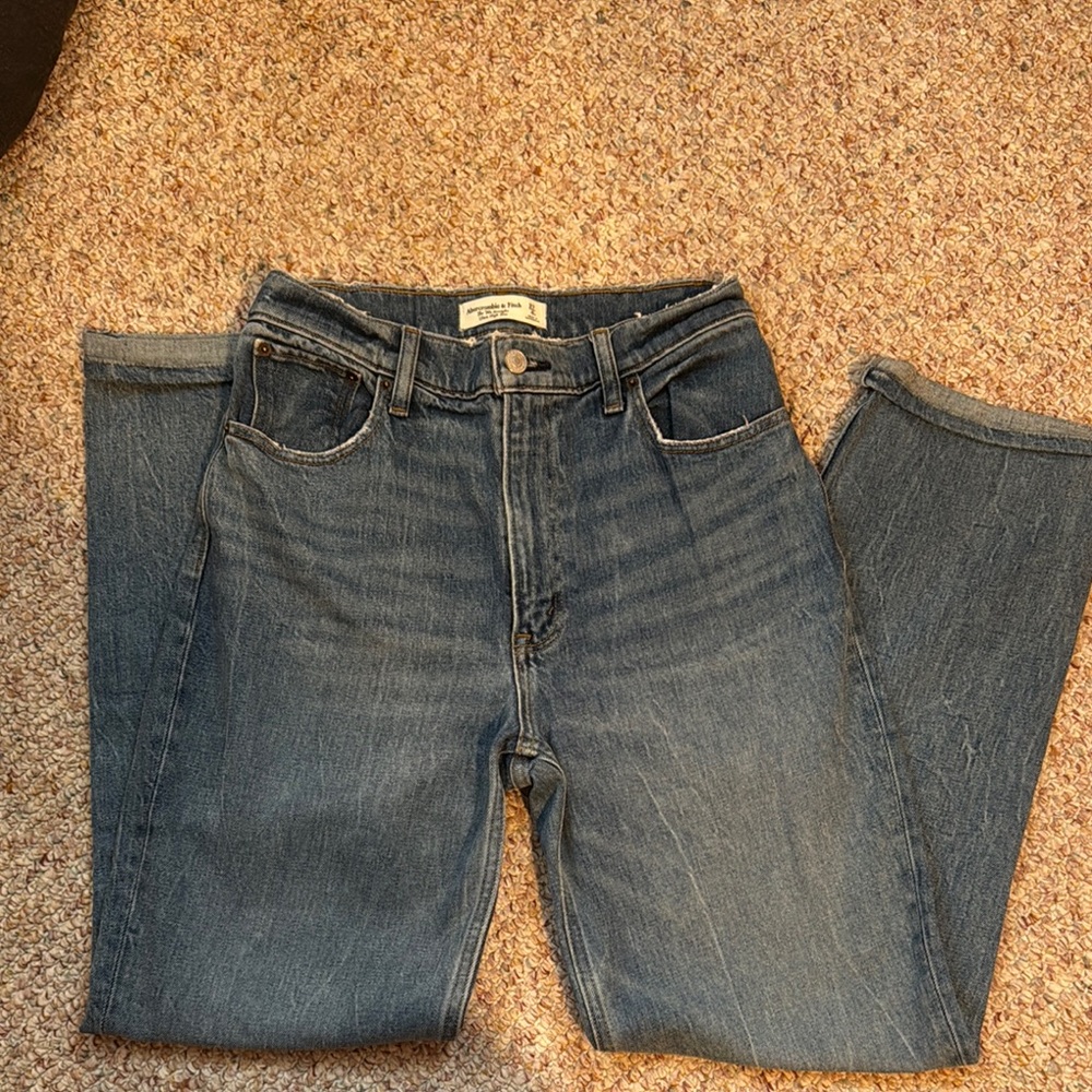 Abercrombie & Fitch Blue Jeans